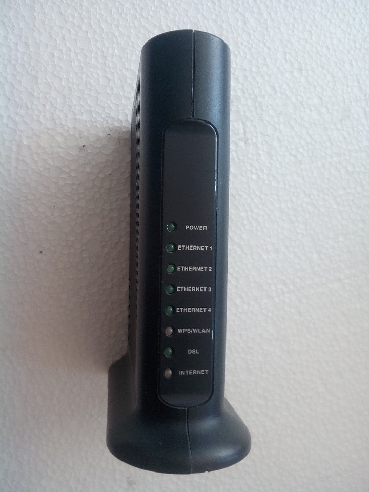 تصویر مودم-روتر +ADSL2 زایکسل مدل P-660HN-T1A استوک 